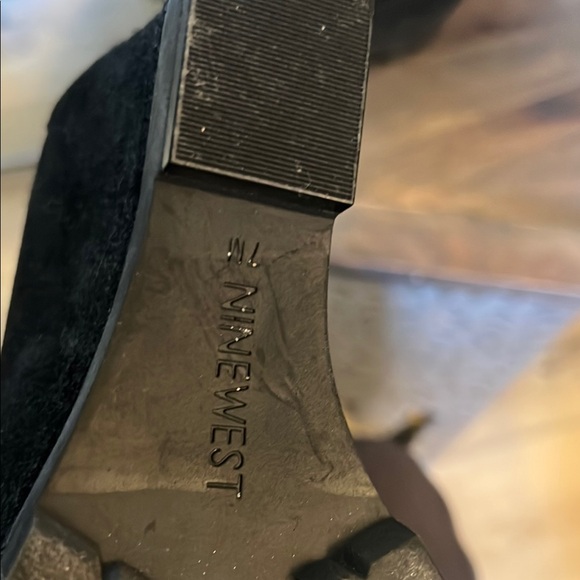 Nine West, Black Suede, size 7, Women's Ankle Boots - Picture 9 of 10